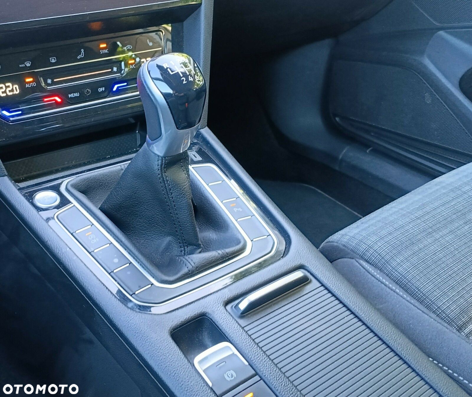 Volkswagen Passat 2.0 TDI EVO Business - 21