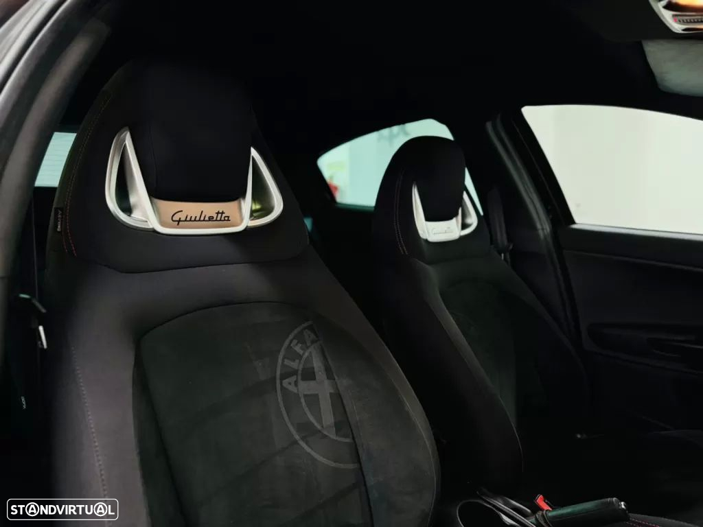 Alfa Romeo Giulietta 1.6 JTDm Sprint Speciale 57X - 52