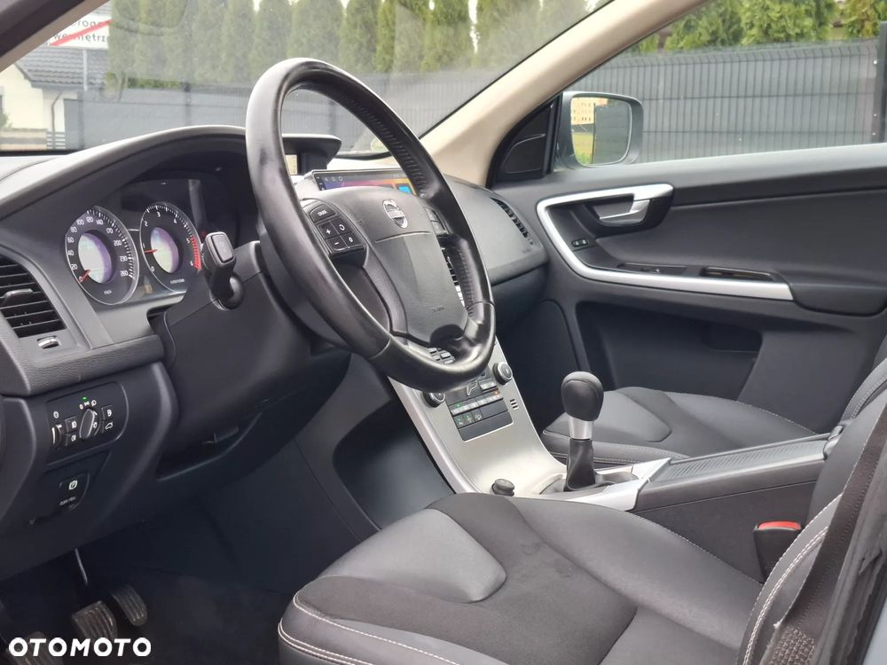 Volvo XC 60 2.4D AWD - 15