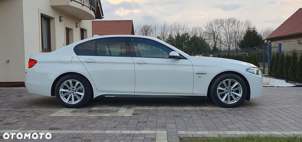 BMW Seria 5 520d xDrive M Sport sport - 12