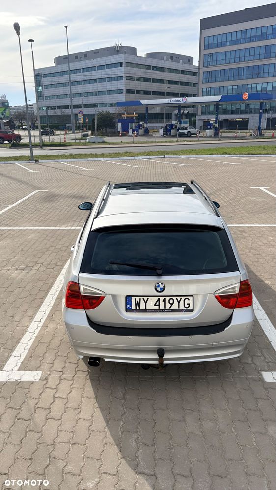 BMW Seria 3 318i - 13