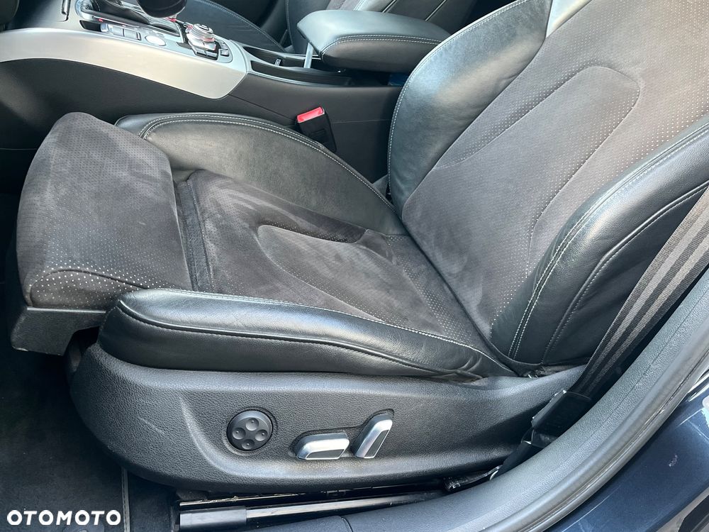 Audi A4 Avant 2.0 TDI DPF quattro S tronic S line Sportpaket - 34