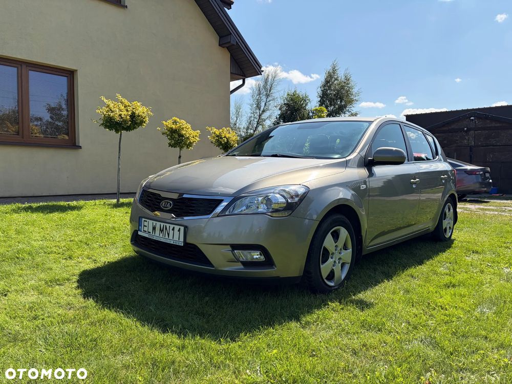 Kia Ceed 1.4 Comfort - 1