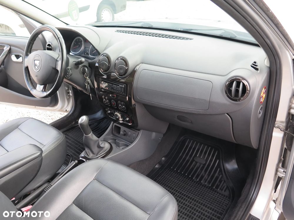 Dacia Duster dCi 90 FAP 4x2 Ambiance - 25