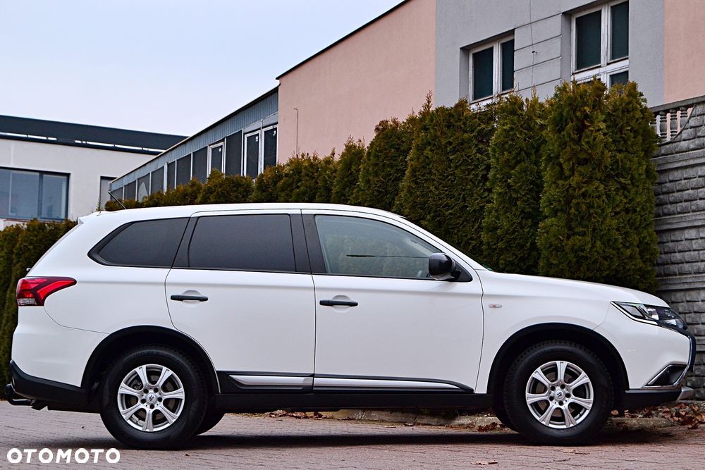 Mitsubishi Outlander 2.0 2WD Edition 100 - 4