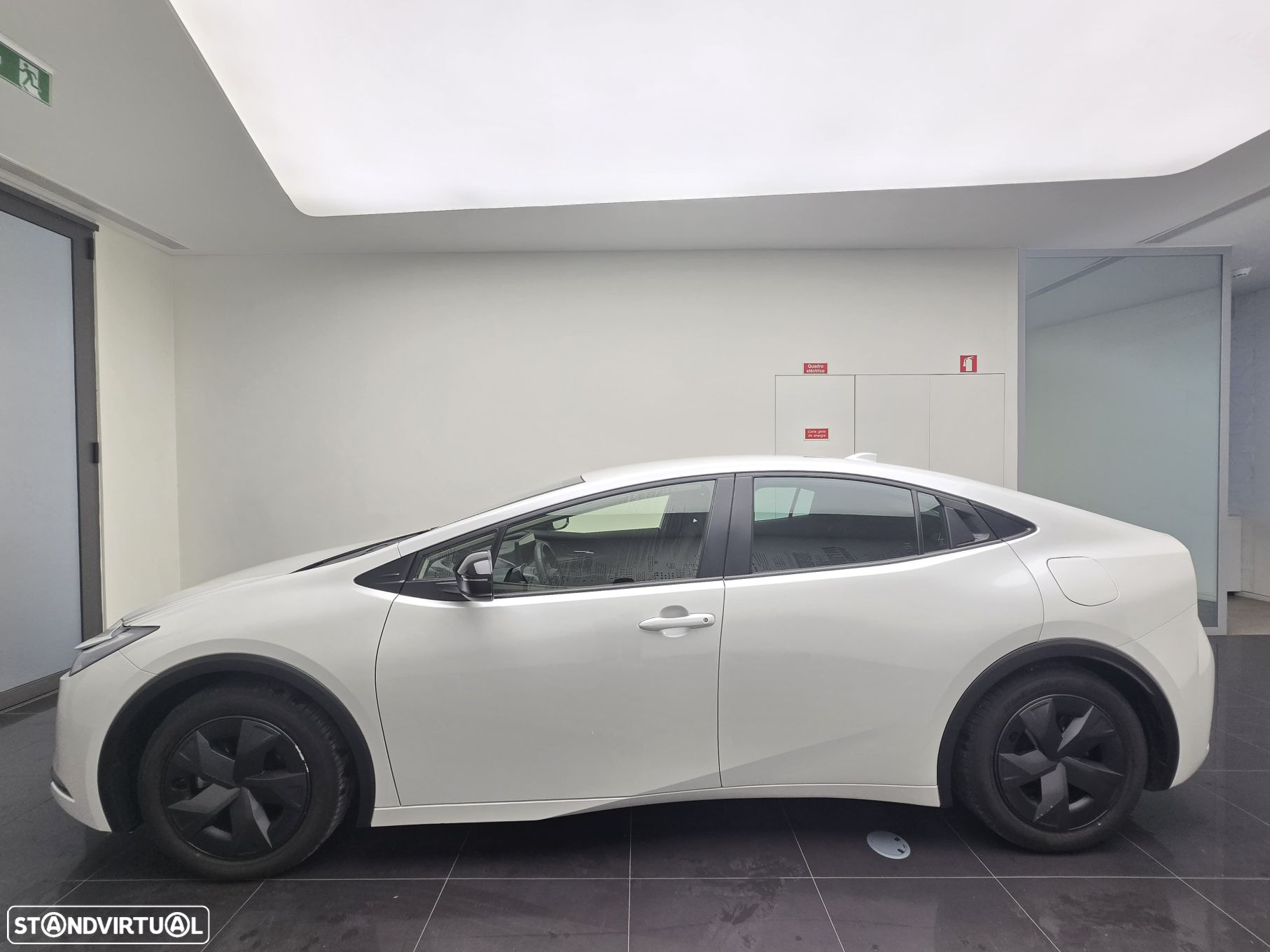 Toyota Prius - 3