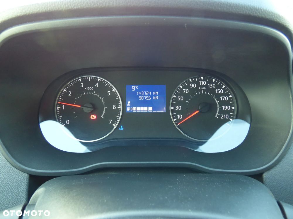 Dacia Duster 1.6 SCe S&S - 10