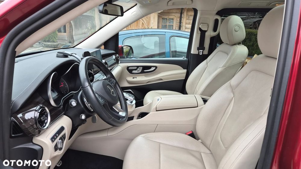 Mercedes-Benz Klasa V 300 d 4-Matic Exclusive 9G-Tronic (d³ugi) - 8