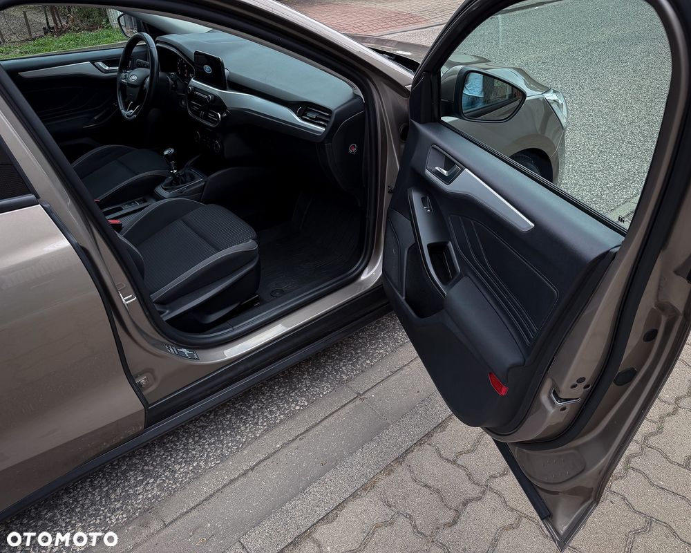 Ford Focus 1.0 EcoBoost Trend Edition Business - 14