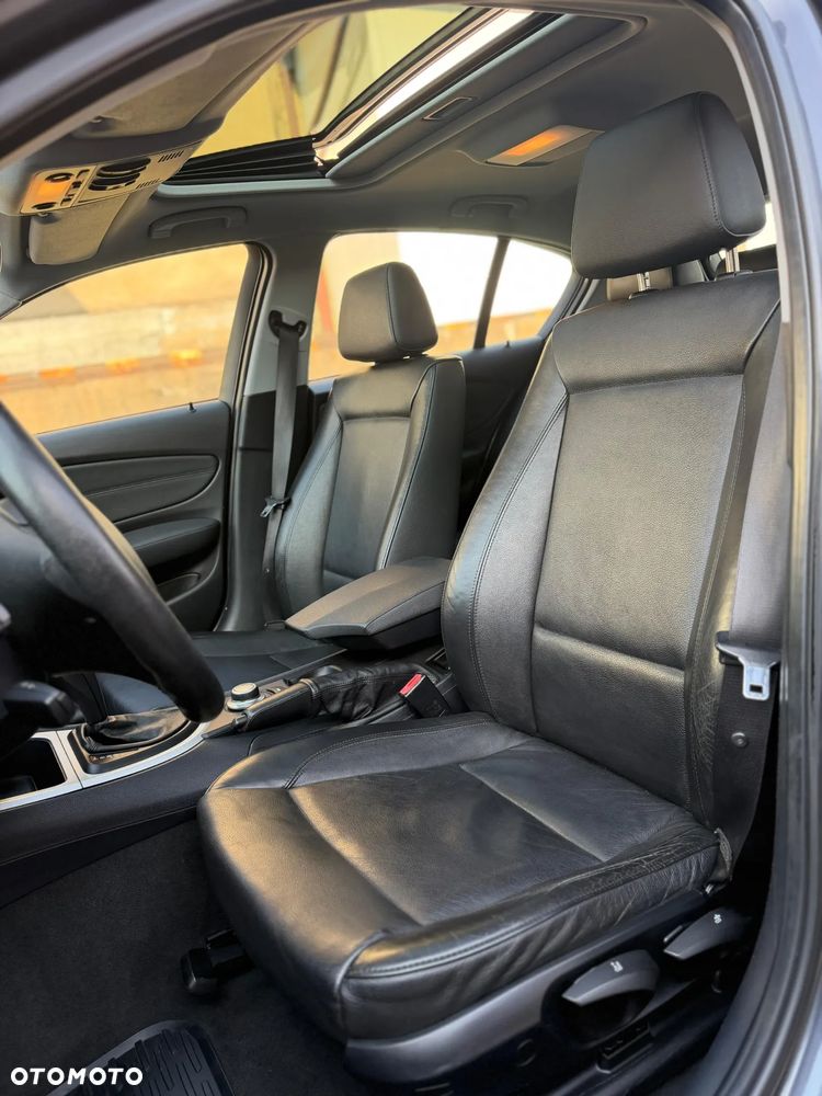 BMW Seria 1 123d DPF - 18
