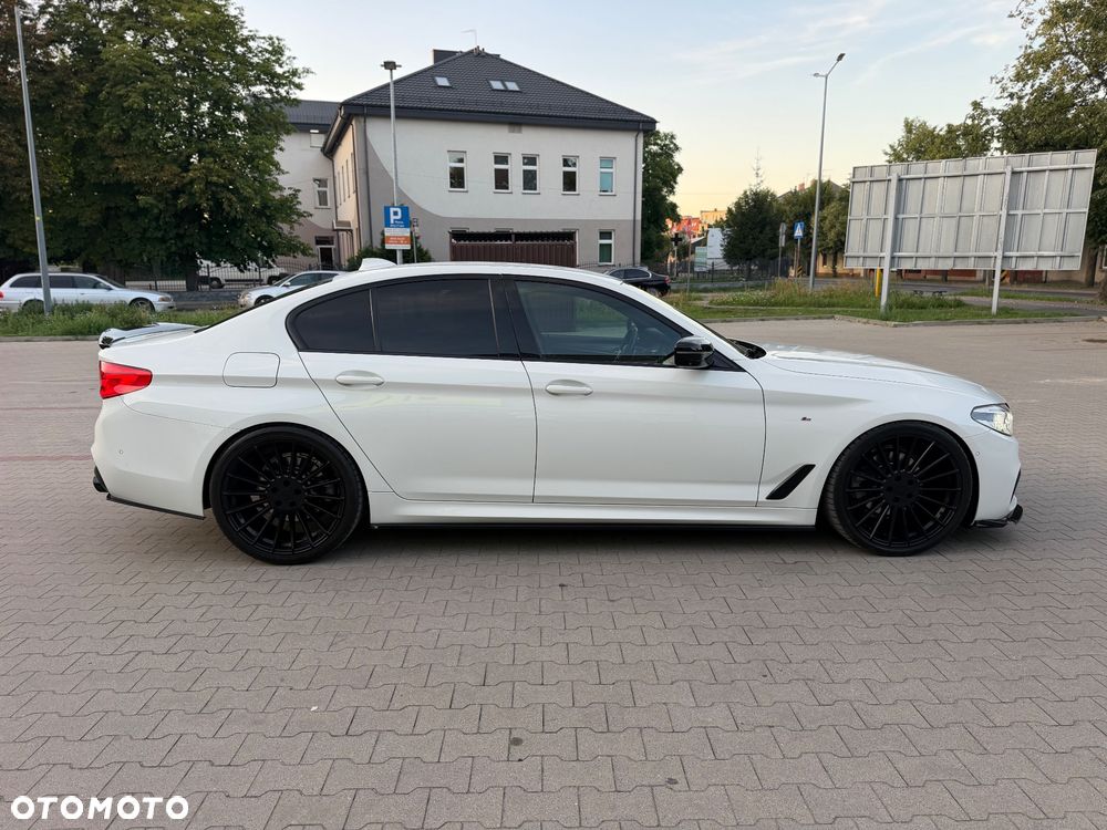 BMW Seria 5 520d Efficient Dynamics M Sport sport - 10