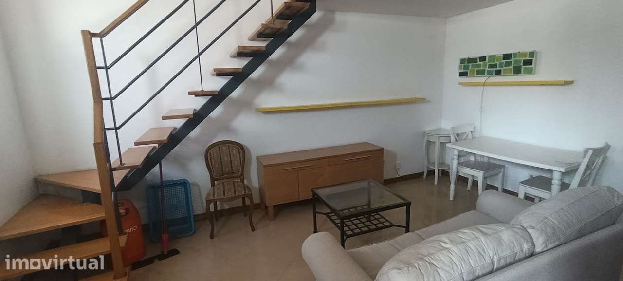 Moradia T1 Loft, com aparcamento - Grande imagem: 2/14