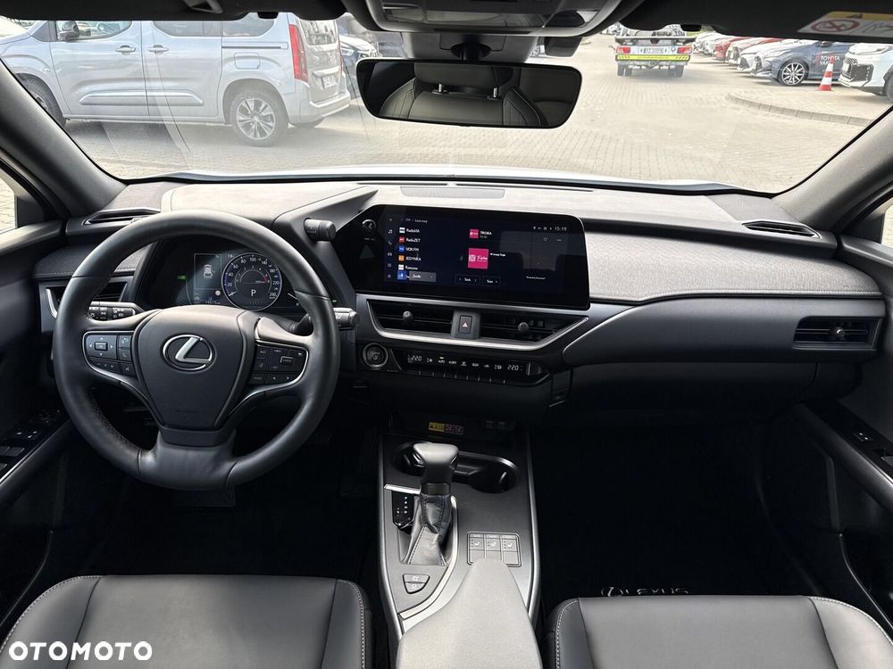 Lexus UX 250h GPF F Sport Design+ 2WD - 15