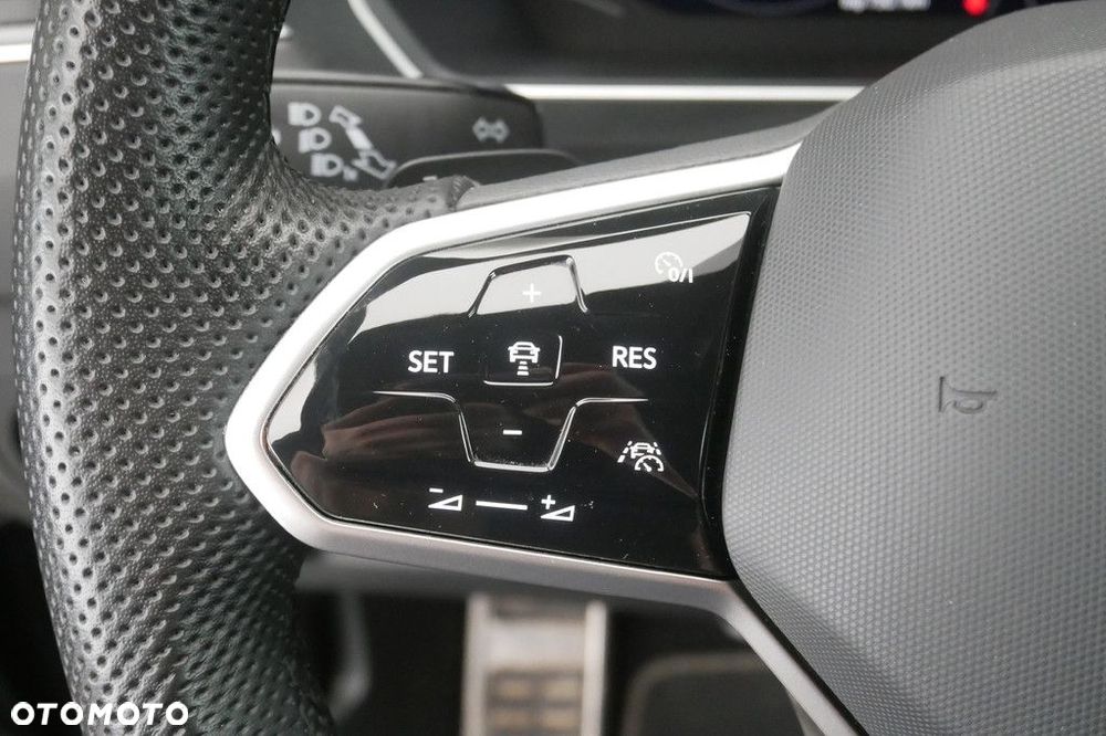 Volkswagen Tiguan 2.0 TSI 4Mot R-Line DSG - 32