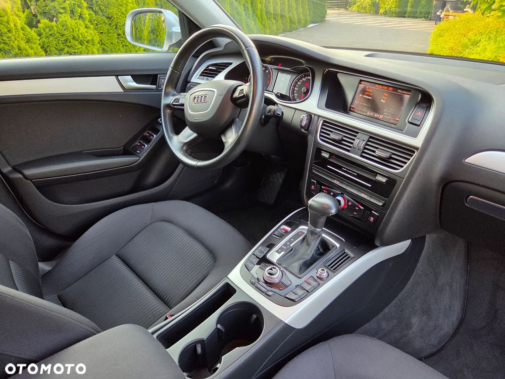 Audi A4 Avant - 6
