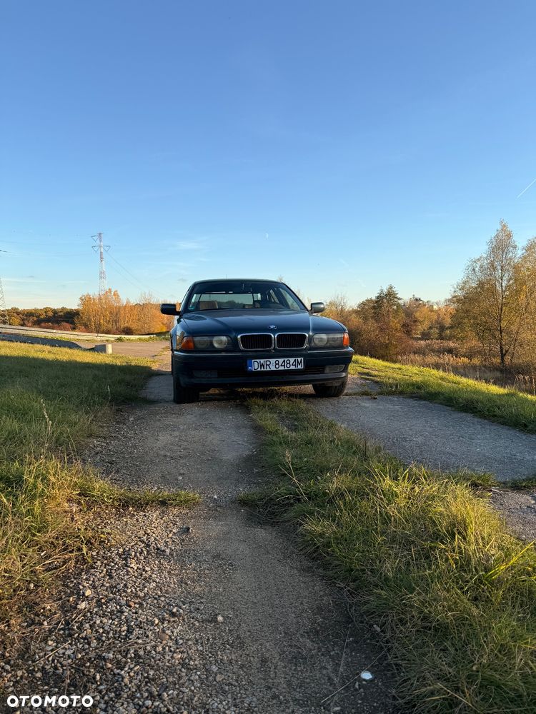 BMW Seria 7 - 2