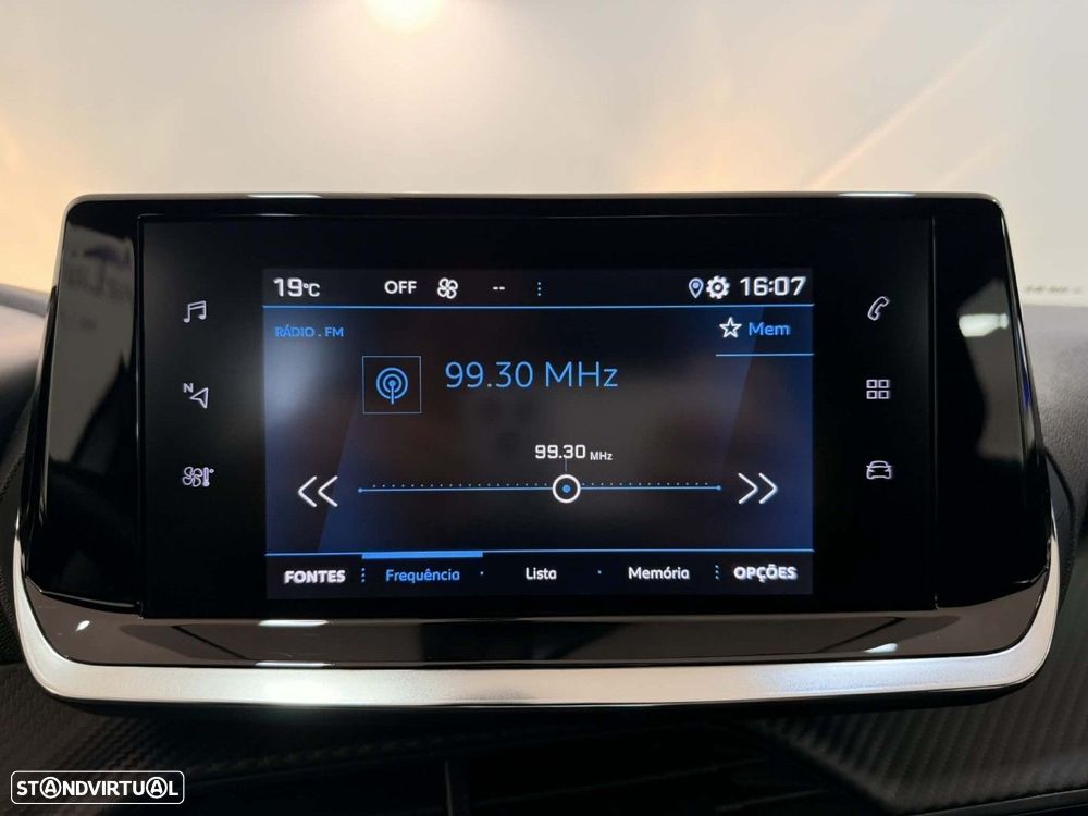 Peugeot 2008 1.2 PureTech Active - 20