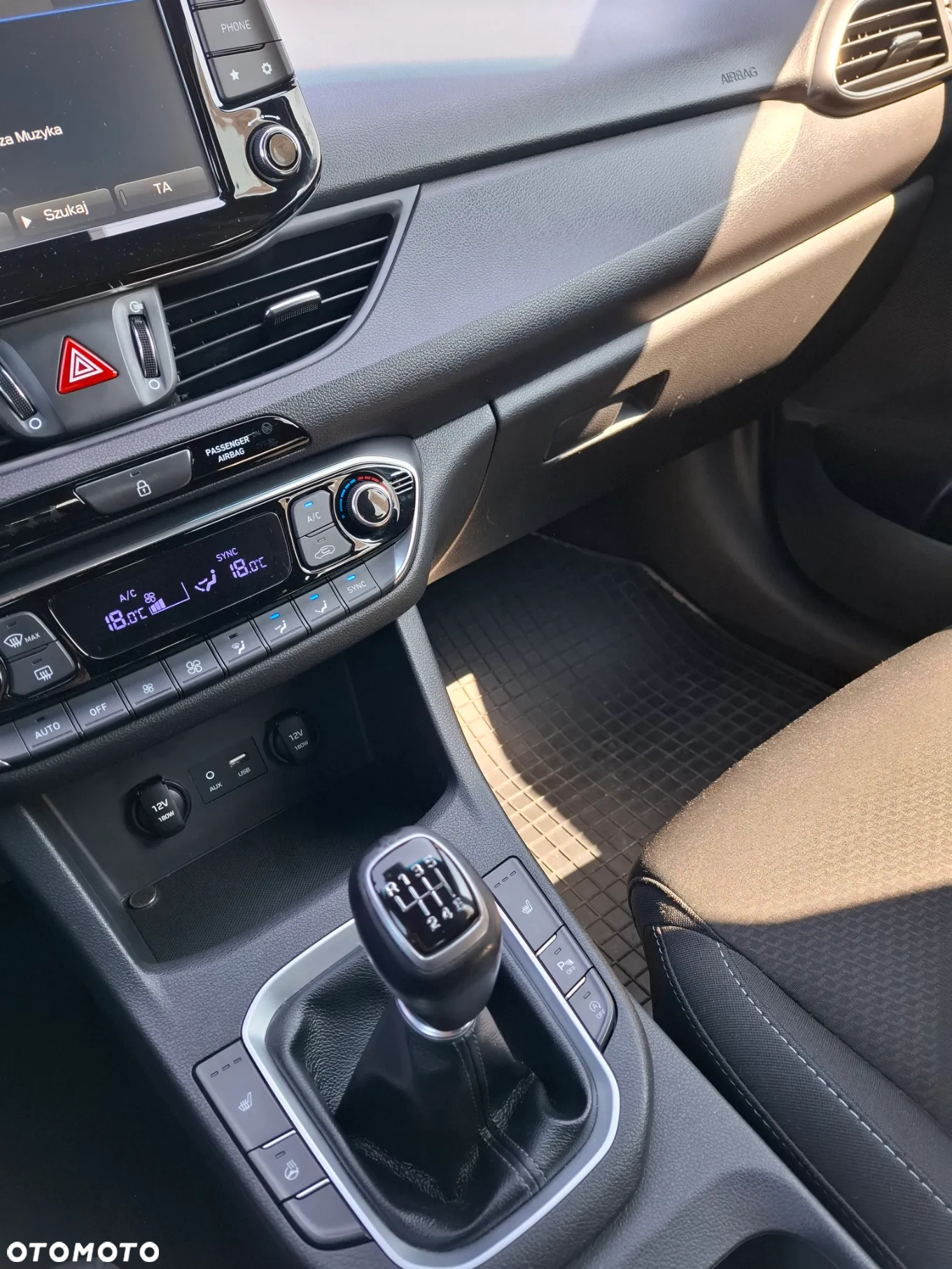 Hyundai i30 1.6 D Comfort - 15