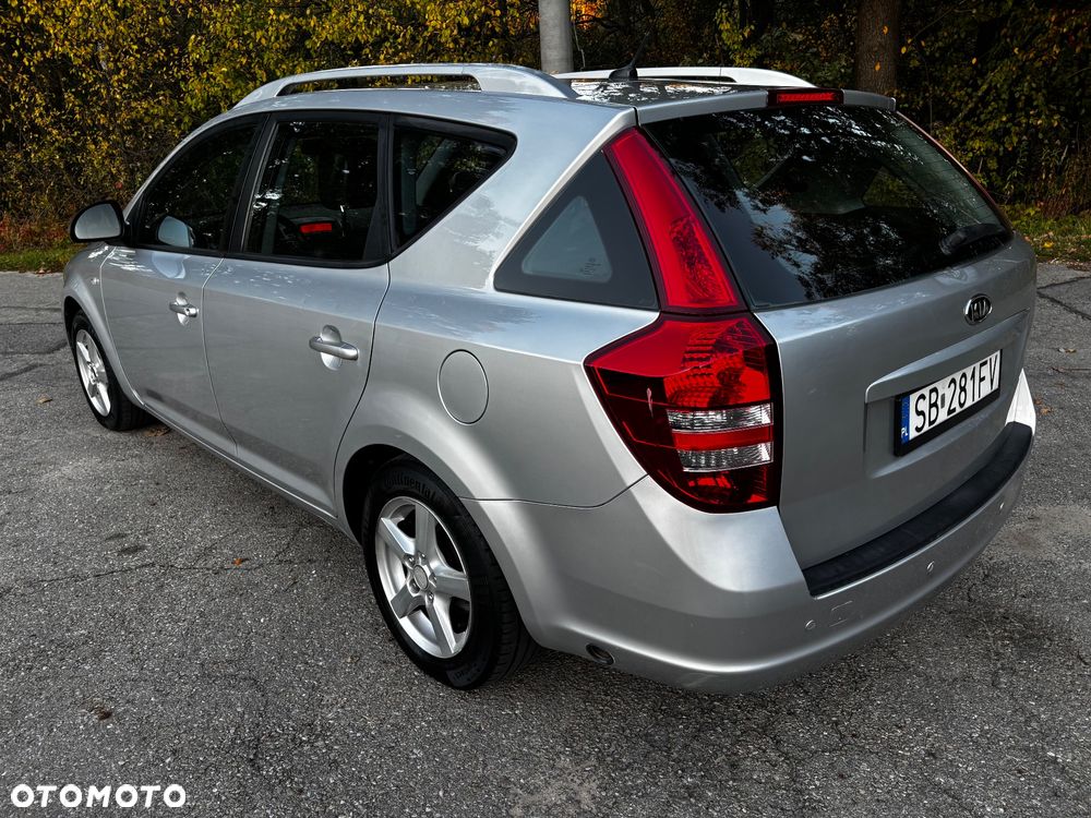 Kia Ceed 2008 photo 4