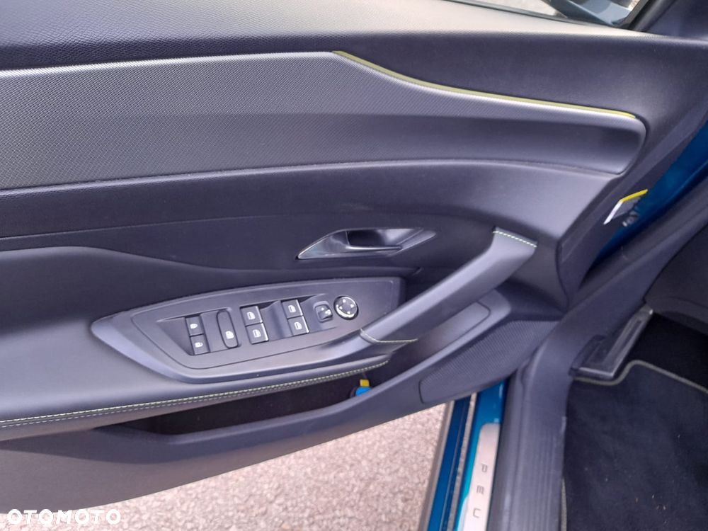 Peugeot 408 1.2 PureTech GT S&S EAT8 - 34
