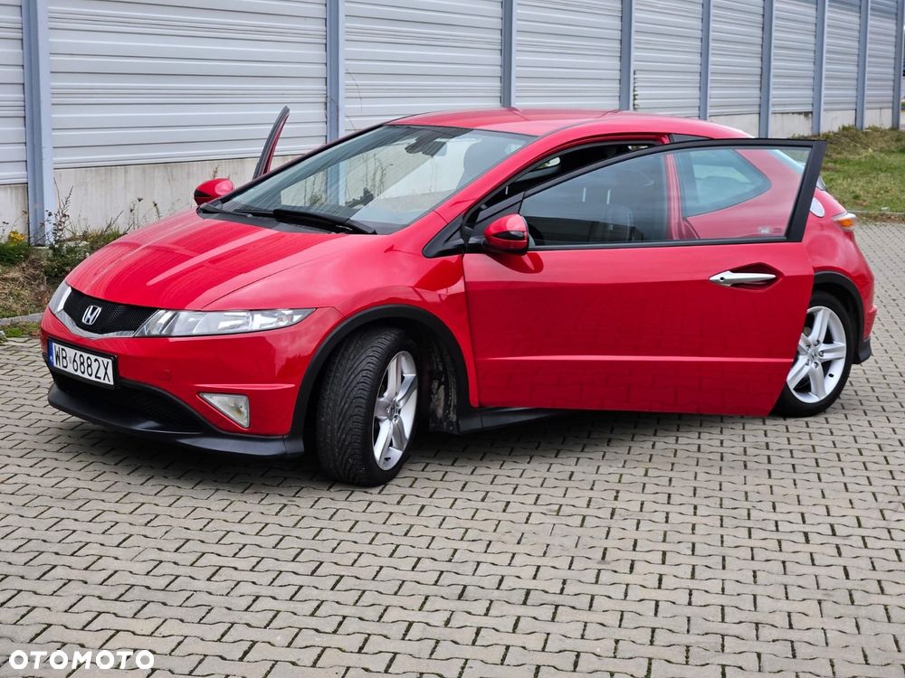 Honda Civic 1.8 LX Coupe - 4