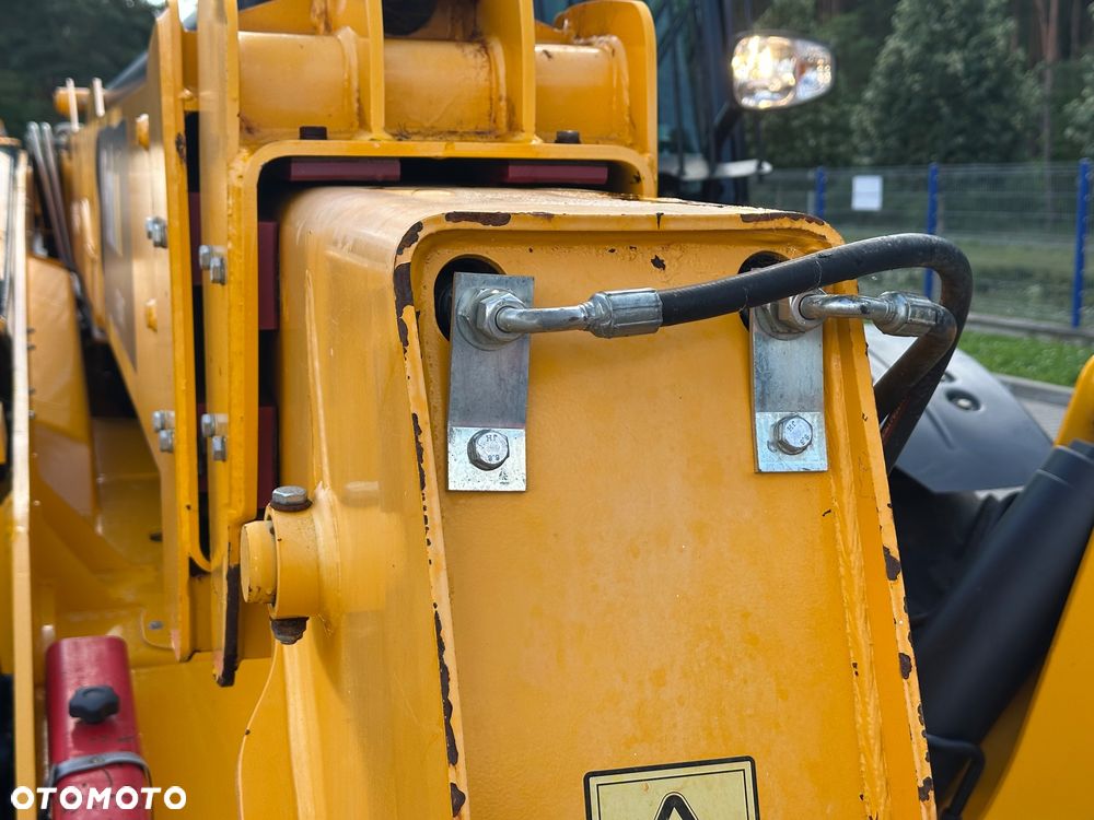 JCB 540-140 Hi Viz - 9