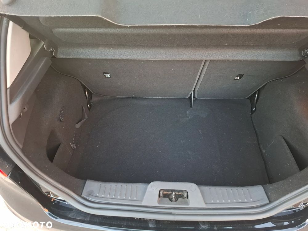 Ford Fiesta 1.25 Silver X Plus EU6 - 25