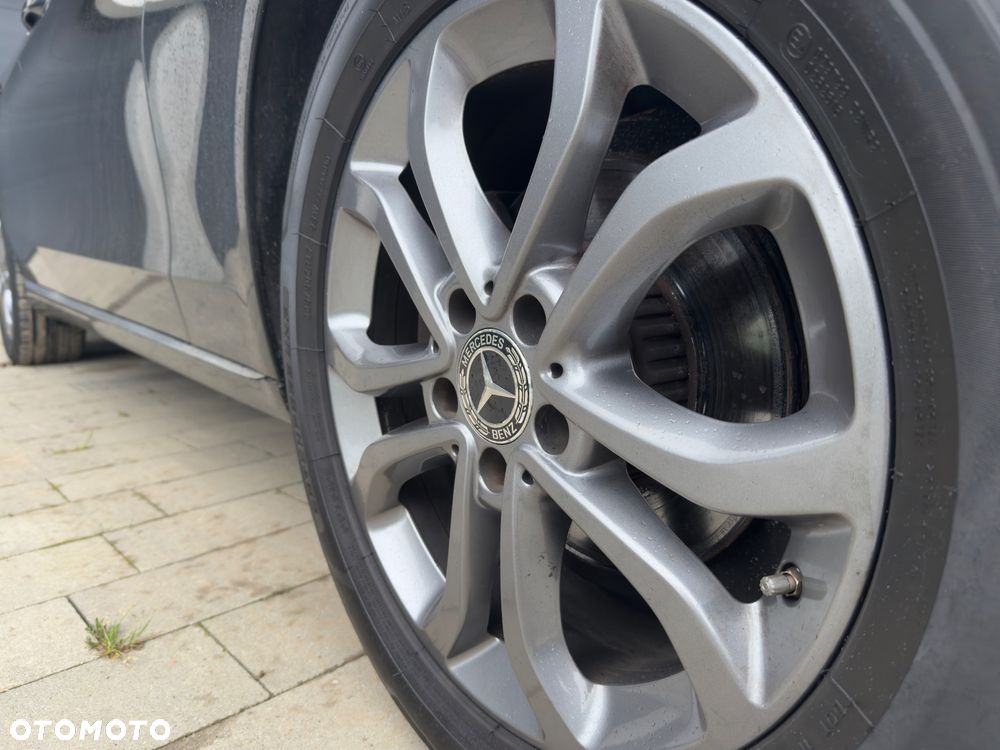 Mercedes-Benz Klasa C 180 (BlueTEC) d 7G-TRONIC Avantgarde - 4