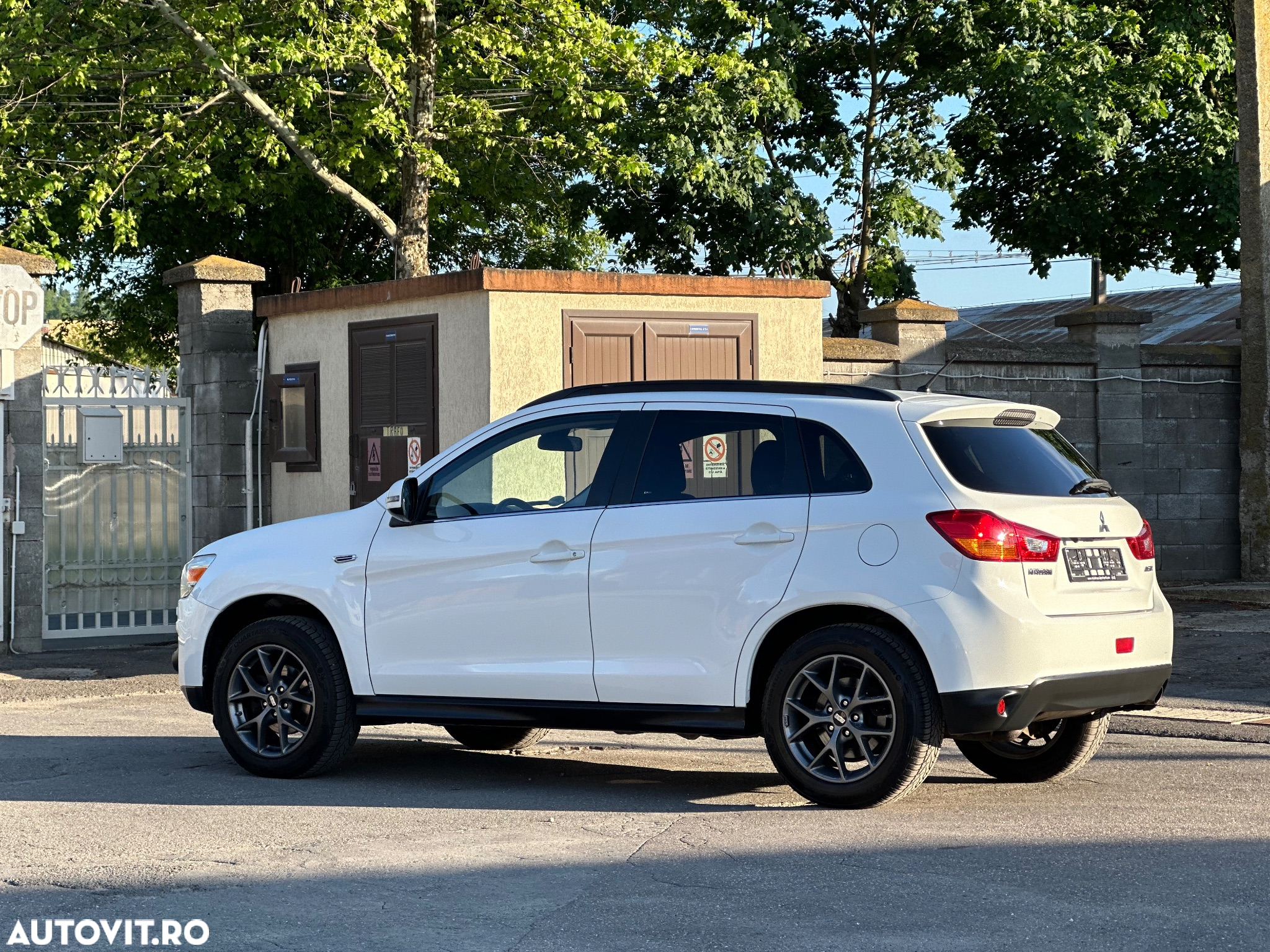 Mitsubishi ASX 2.2 DI-D 4WD Automatik Diamant Edition - 30