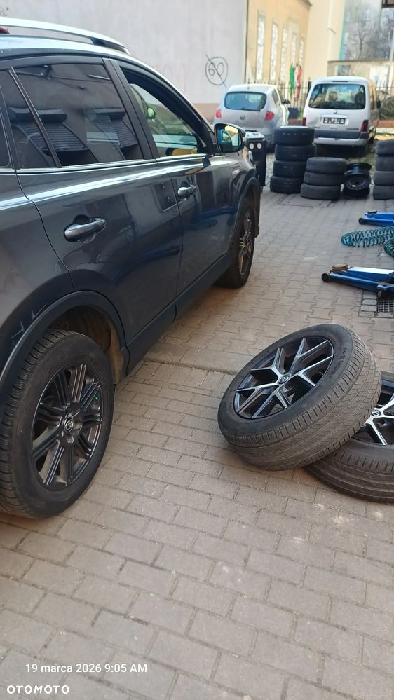 Toyota RAV4 Hybrid Style 4x2 - 21