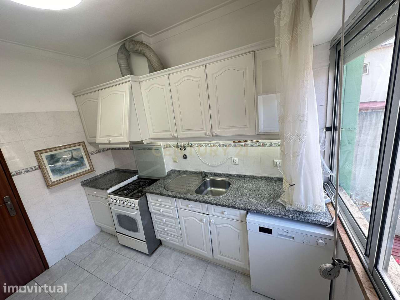 Apartamento T2 em Mina de Água, Amadora - Grande imagem: 3/12