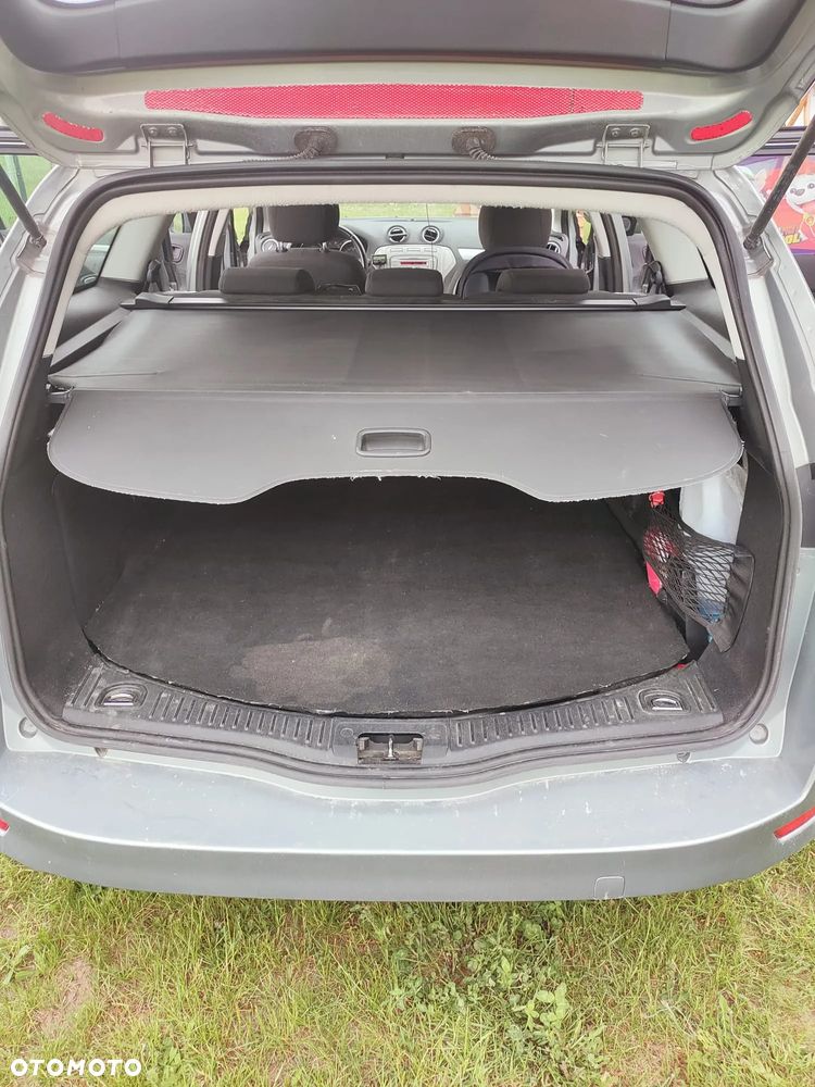 Ford Mondeo 2.0 Ambiente - 4