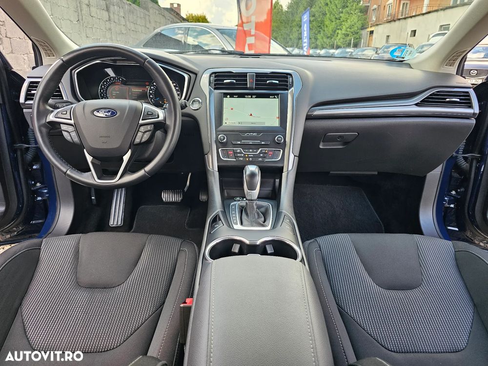Ford Mondeo - 37