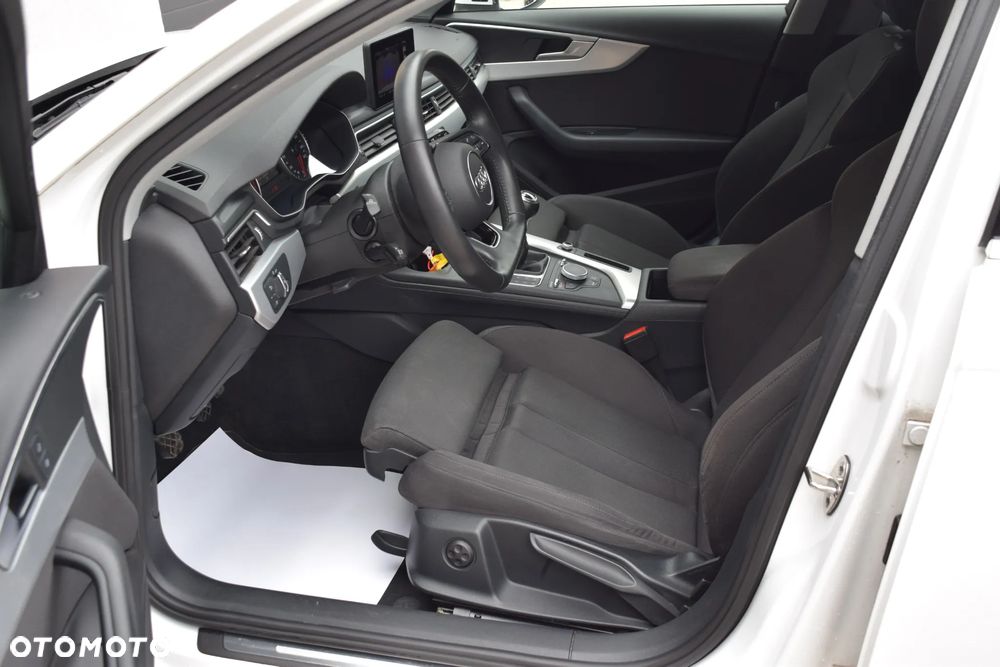 Audi A4 Avant 2.0 TFSI ultra sport - 20