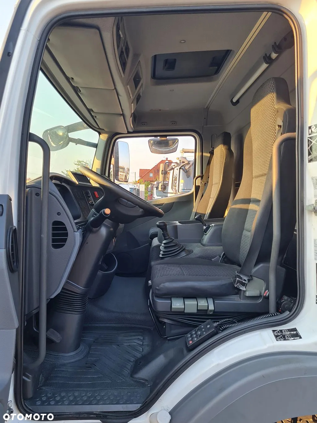 Mercedes-Benz Atego 1318 euro-5 Kiper wywrot - 18