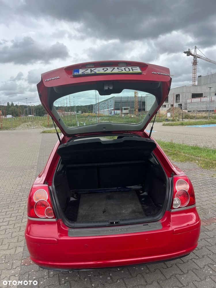 Toyota Avensis 1.8 VVT-i Sol - 6