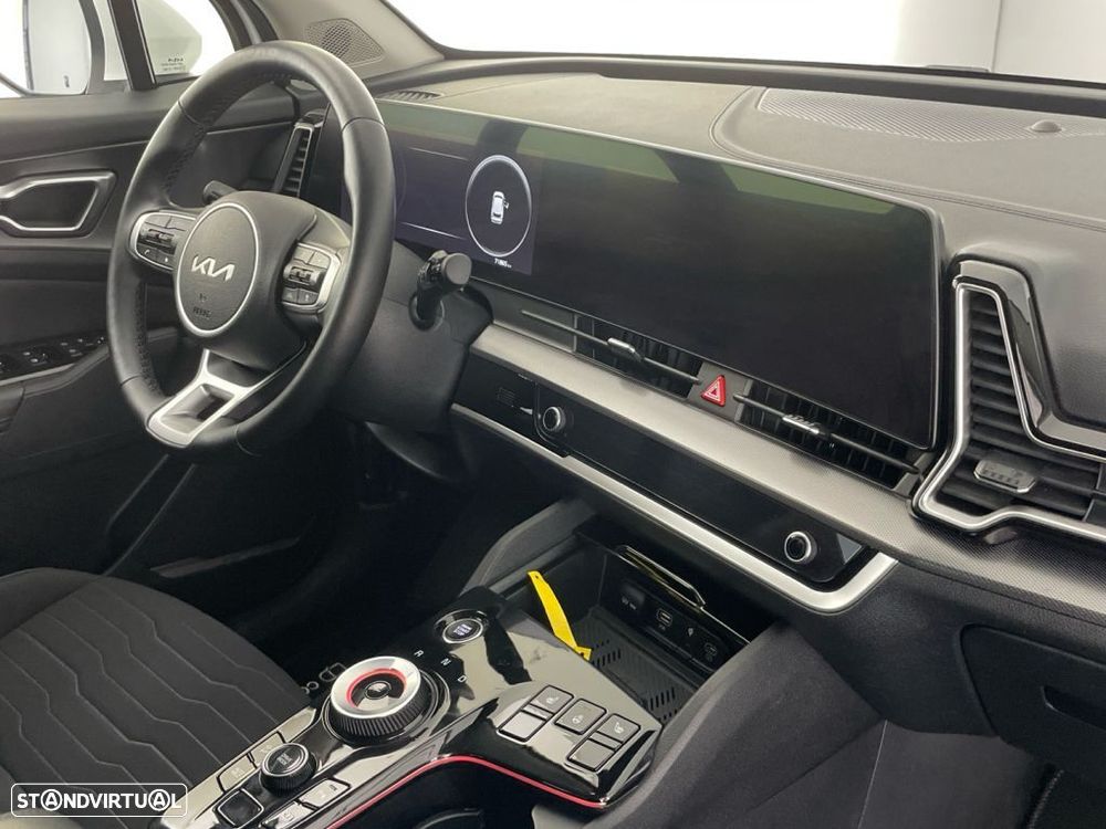 Kia Sportage 1.6 T-GDi HEV Tech - 22
