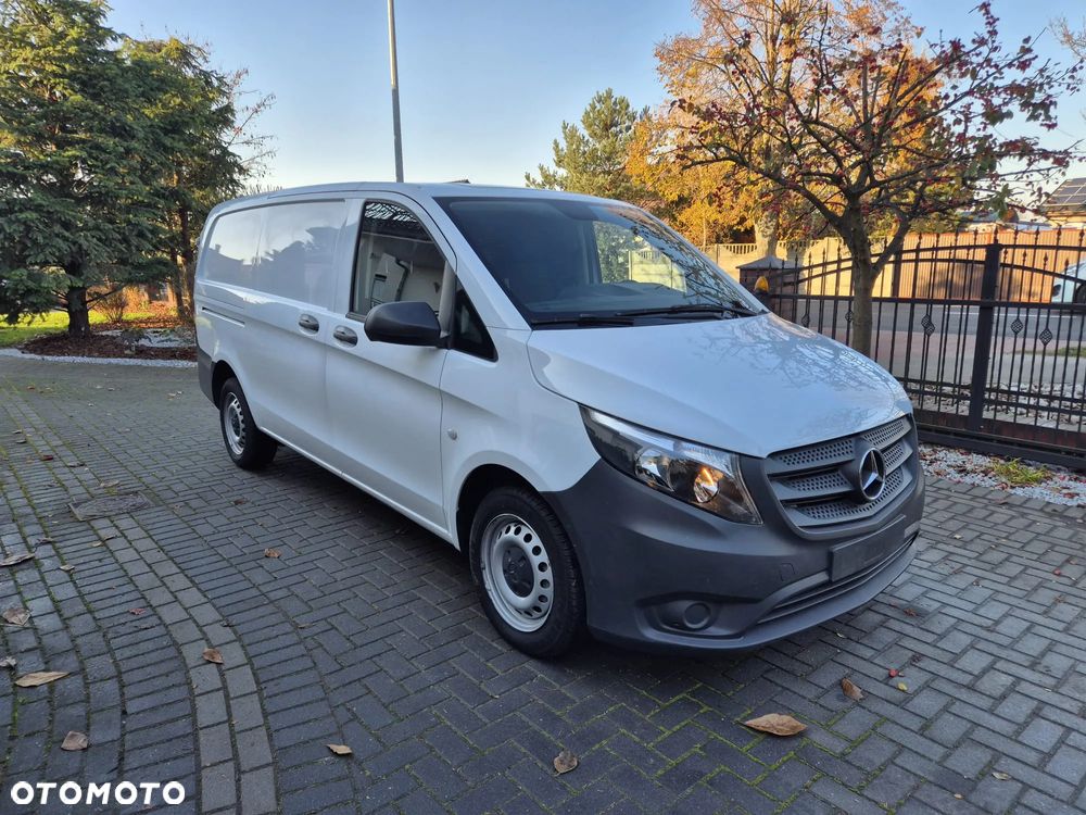 Mercedes-Benz Vito - 10