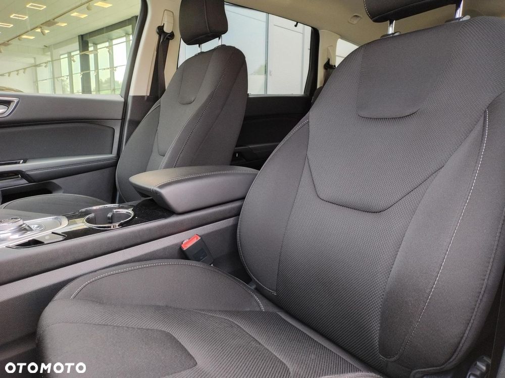 Ford S-Max 2.0 EcoBlue Titanium - 24