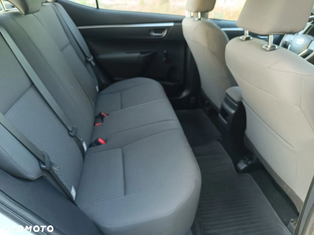 Toyota Corolla 1.4 D-4D Comfort - 29