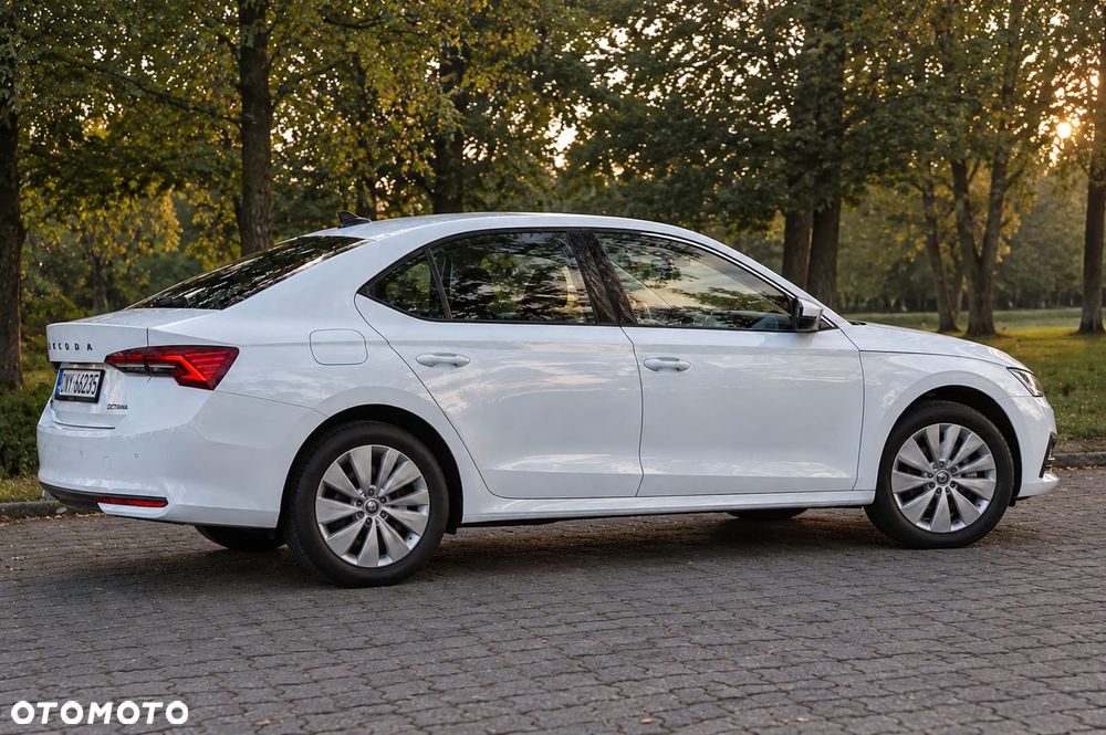 Skoda Octavia 2.0 TDI Selection - 6