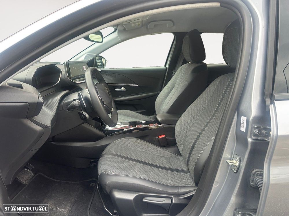 Peugeot 208 1.2 Hybrid Allure e-DCS6 - 9