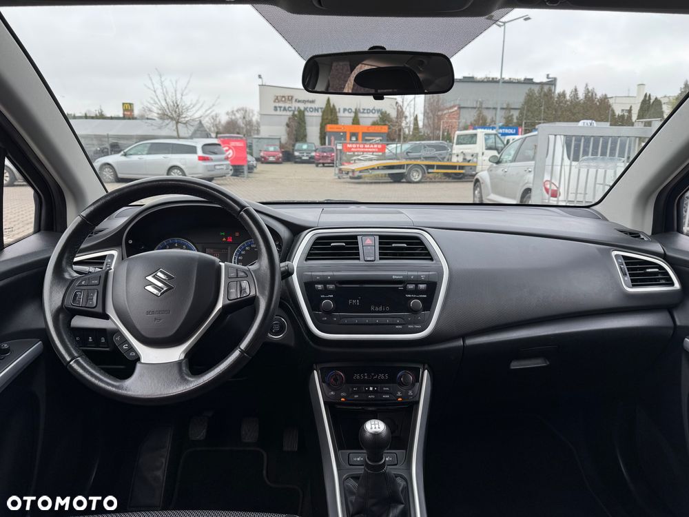 Suzuki SX4 S-Cross 1.6 VVT 4x2 Comfort - 29