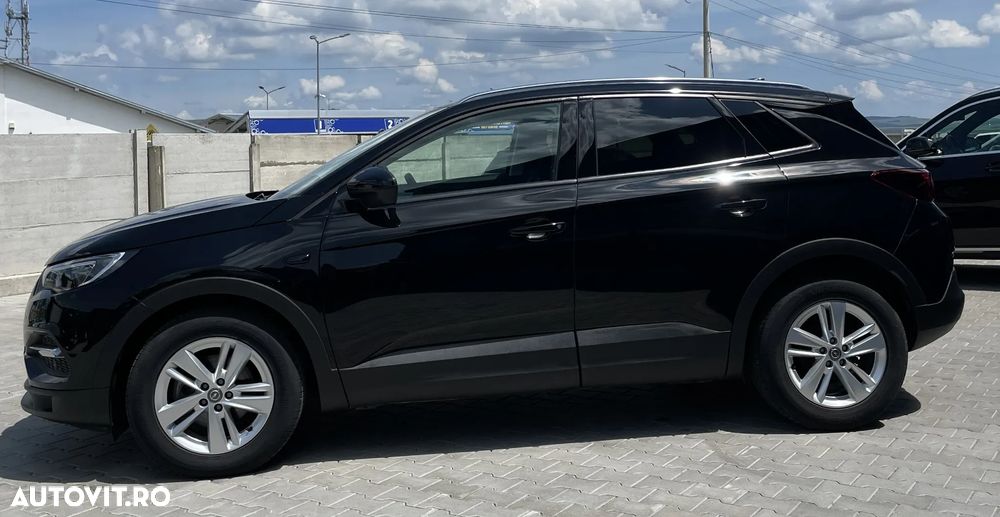 Opel Grandland 1.2 DI Automatik Business Edition - 12