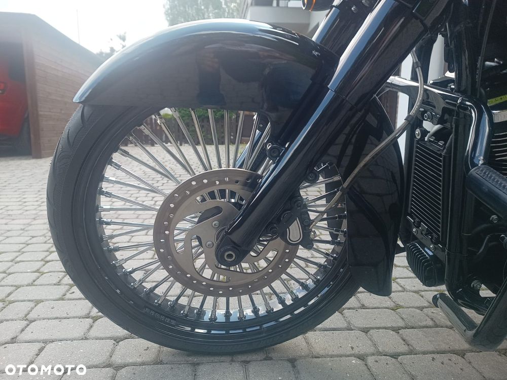 Harley-Davidson Softail - 10