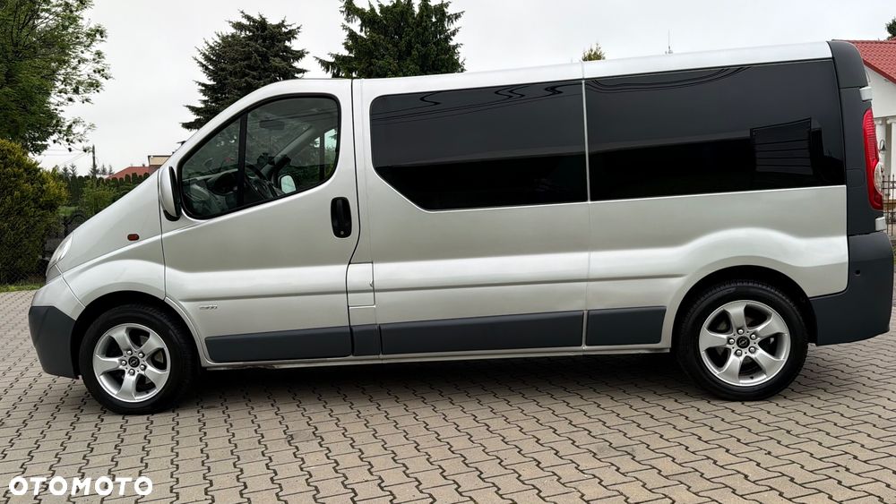Opel Vivaro - 14