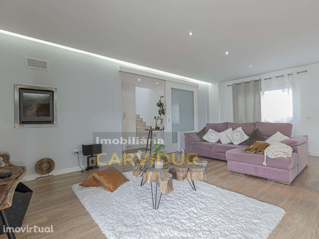 Moradia isolada R/C e 1º Santo António da charneca/Barreiro - Grande imagem: 2/40