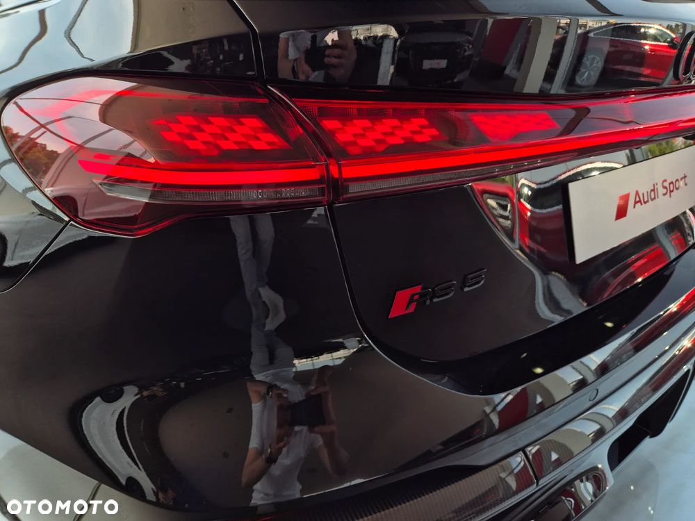 Audi RS5 Avant - 34