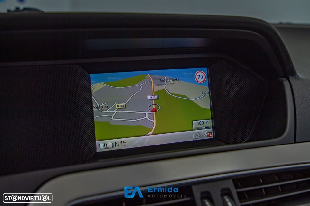 Mercedes-Benz C 220 - 29