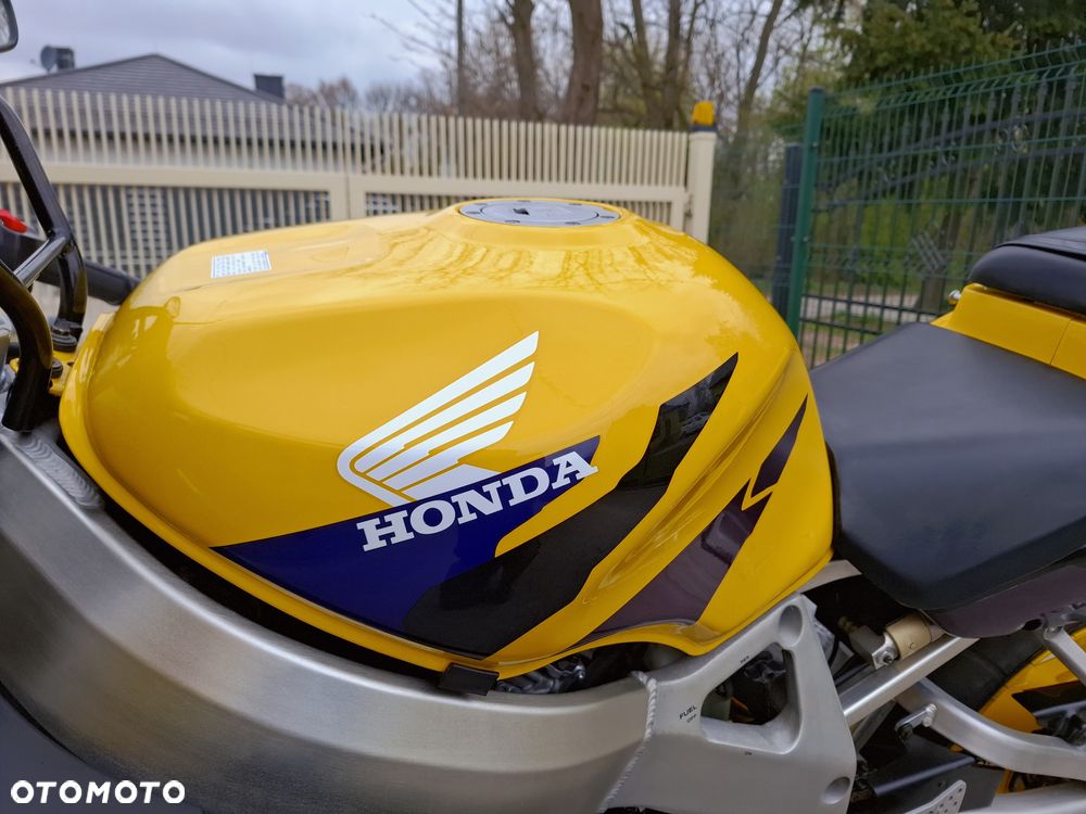 Honda CBR - 22
